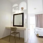 Sandora Living