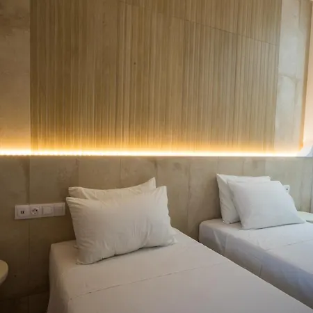 Diamond Aparthotel 3*