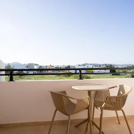 Diamond Aparthotel