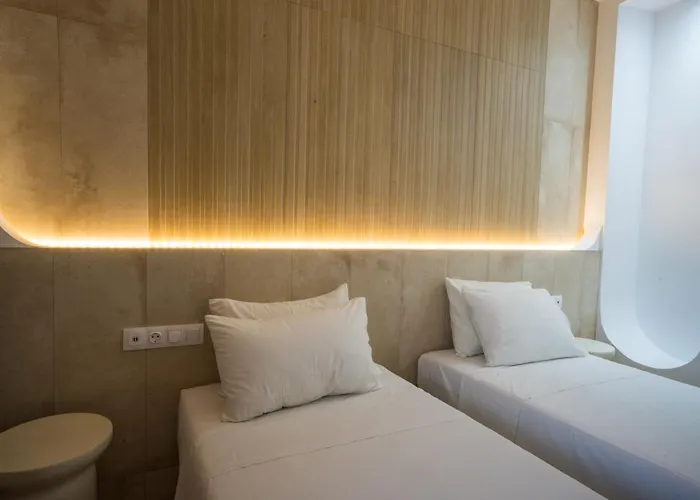 Diamond Aparthotel 3*