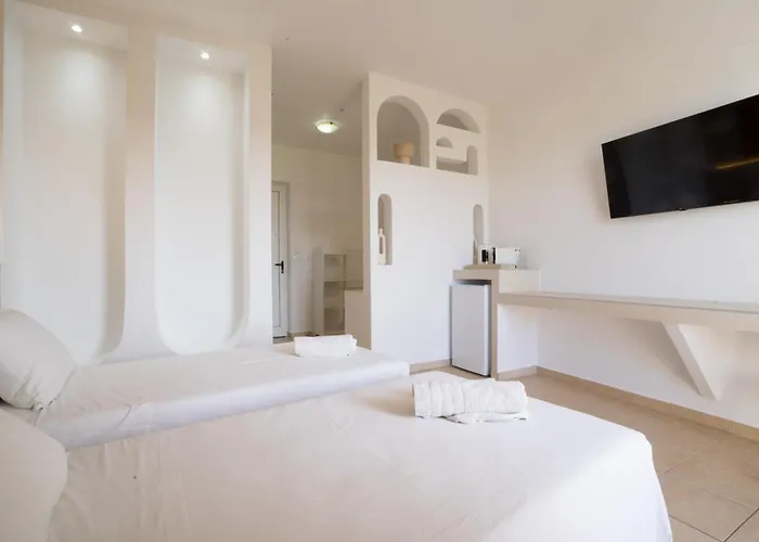 Diamond Aparthotel 3*