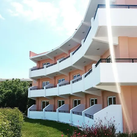 Diamond Ξενοδοχείο με διαμερίσματα